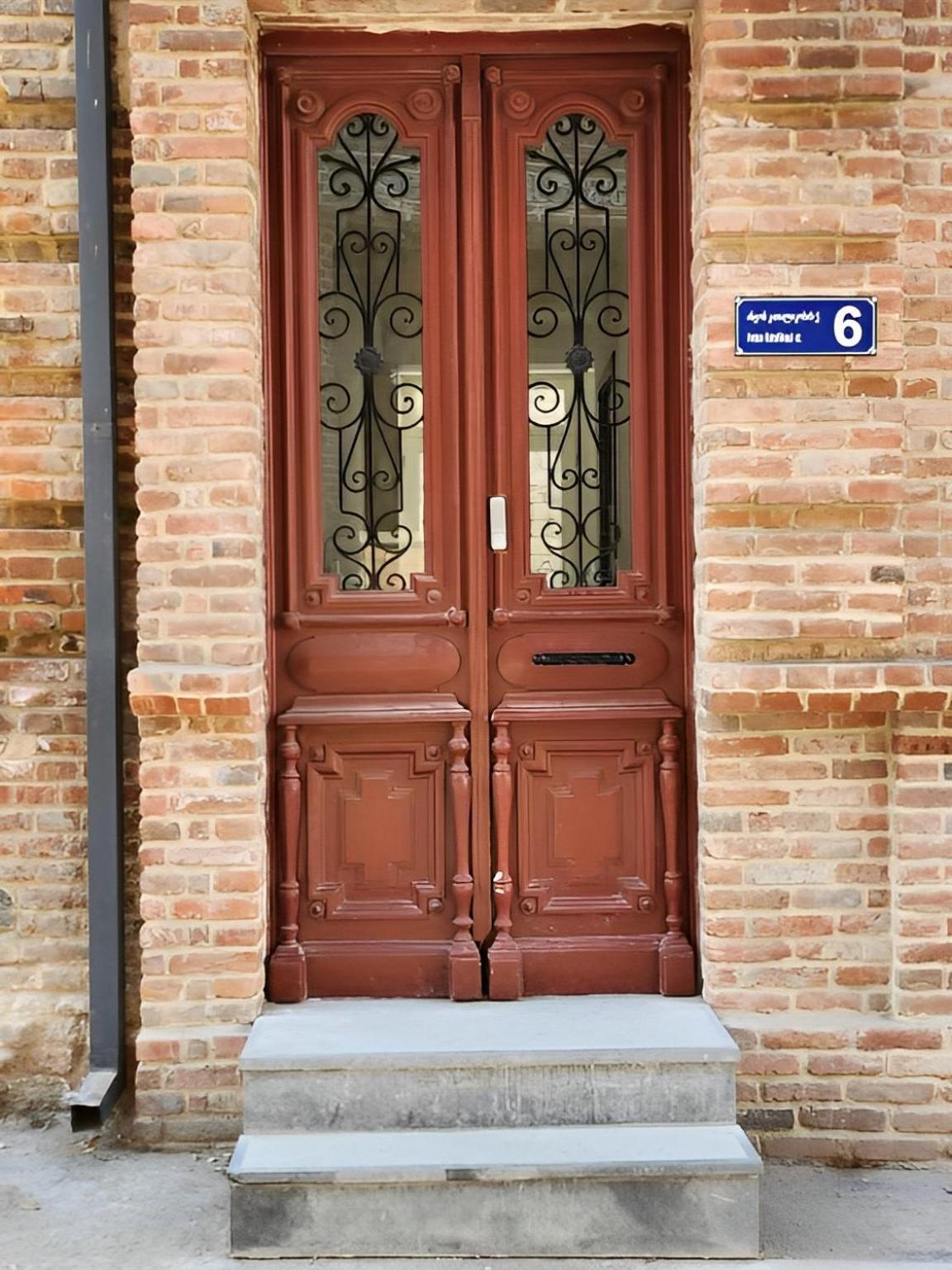 Comfort And History Tbilisi Exterior photo